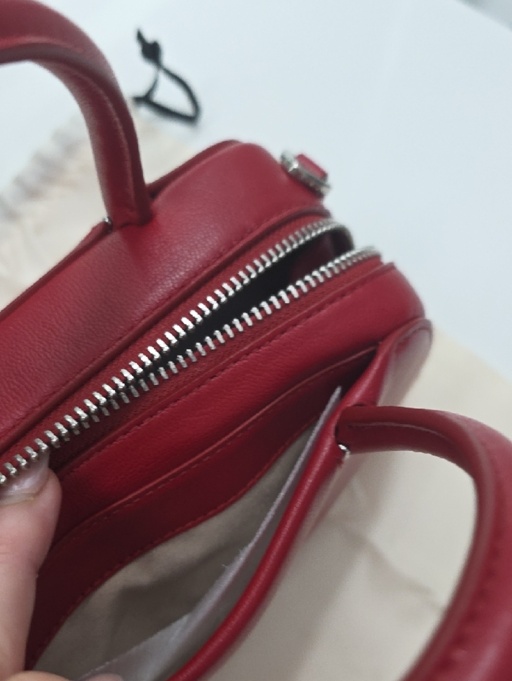 NWT Kate spade Red Small GRACE purse with Detachable Crossbody Strap - Picture 5 of 7